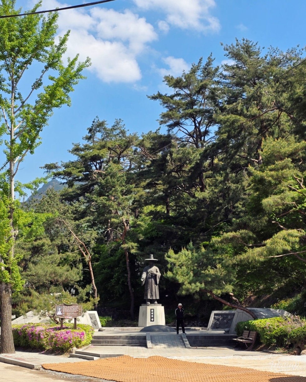 Exploring the Filming Location of 'The King and the Clown' in Mungyeong_01