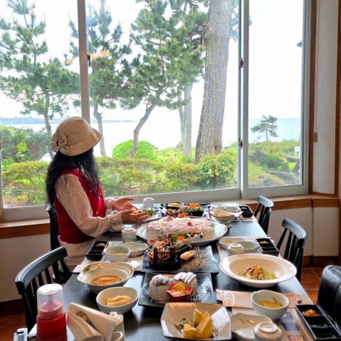 A Culinary Experience by the Sea in Jeju_01