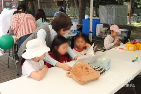 Goyang City Outdoor Library: Books, Outside!_15