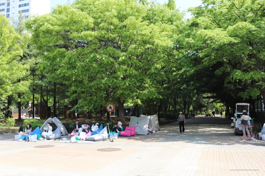 Goyang City Outdoor Library: Books, Outside!_17