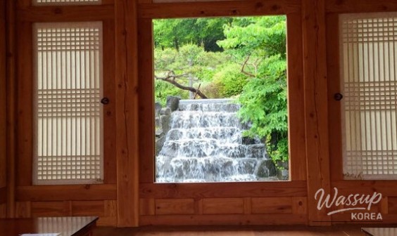 Discovering Cheongun Literature Library: A Hidden Gem in Seoul_02