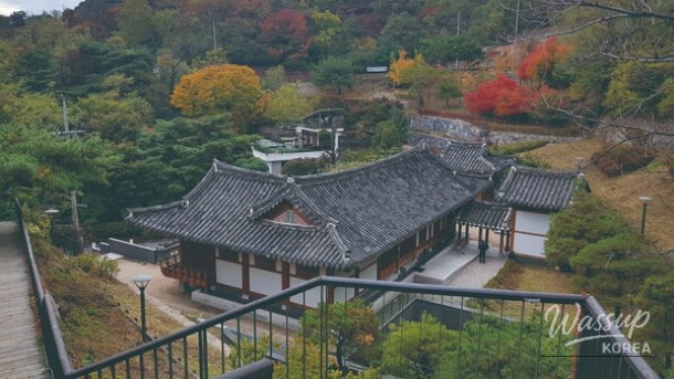 Discovering Cheongun Literature Library: A Hidden Gem in Seoul_04