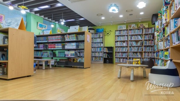 Discovering Cheongun Literature Library: A Hidden Gem in Seoul_03