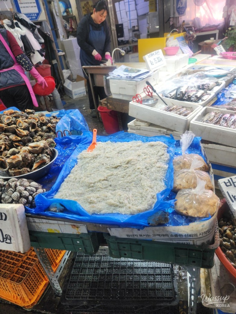 Exploring Seosan Dongbu Market_06
