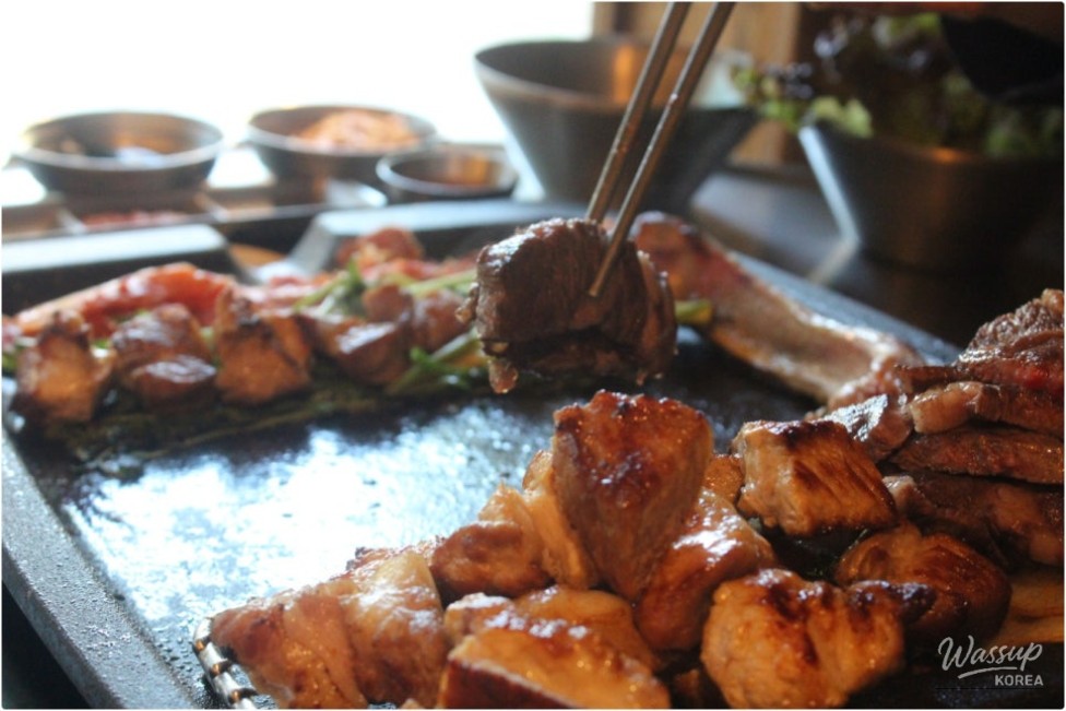 Discovering a Hidden Gem in Hongdae: Meat Lovers' Paradise_19