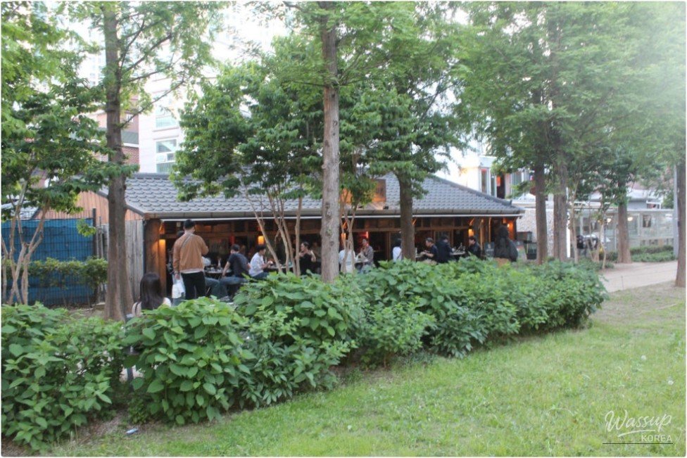 Discovering a Hidden Gem in Hongdae: Meat Lovers' Paradise_03
