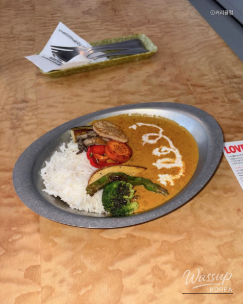 Exploring the Trendy Dongin-dong: A Perfect Date Course in Daegu_02