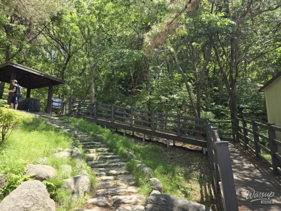 Exploring the Healing Spots of Geochang: Gamaksan Mineral Spring and Yeonsusa Temple_03