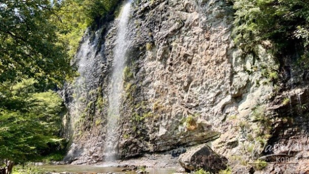 Discover the Beauty of Gangcheonsan National Park in May_02