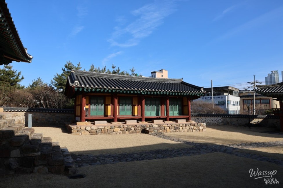 Exploring Ulsan Hyanggyo: A Journey Through Time_12