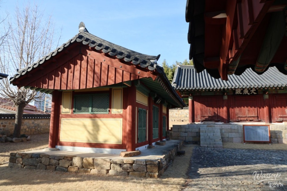 Exploring Ulsan Hyanggyo: A Journey Through Time_11