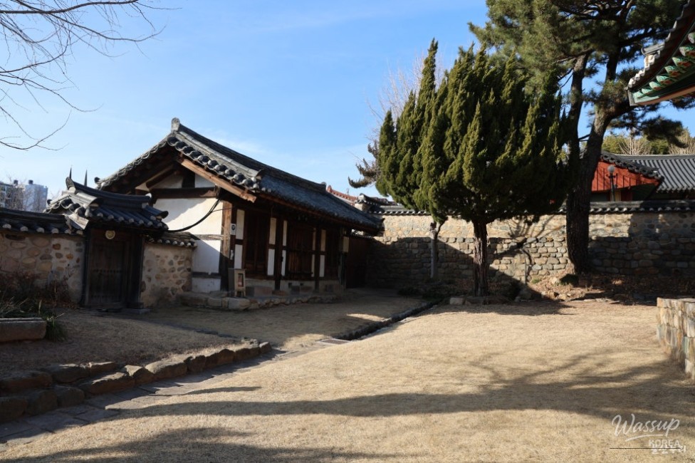 Exploring Ulsan Hyanggyo: A Journey Through Time_09