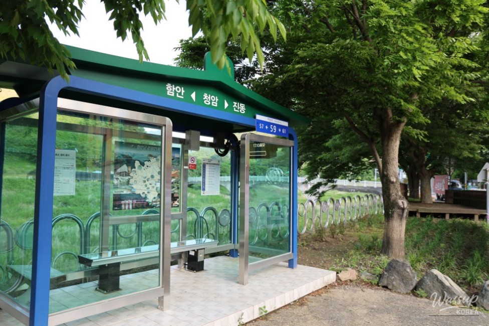 Exploring Cheongam Village in May_12