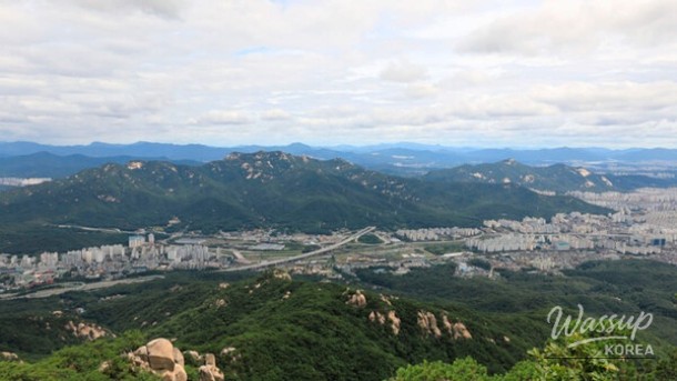 Exploring the Scenic Beauty of Uijeongbu's Buyongsan and Hoeryong Station_05