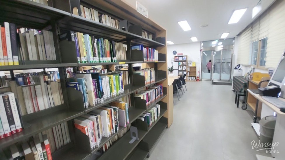 Exploring the Cultural Space of Namji Library_12