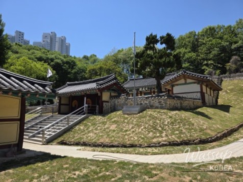 Exploring Jincheon Hyanggyo: A Tranquil Retreat of Tradition and History_10