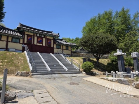 Exploring Jincheon Hyanggyo: A Tranquil Retreat of Tradition and History_03