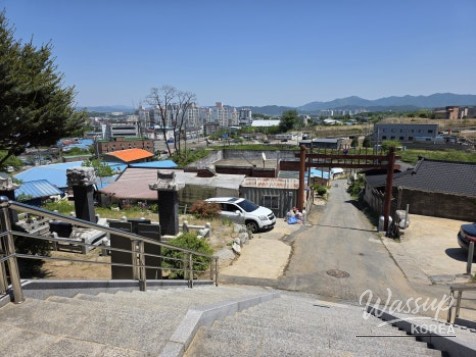 Exploring Jincheon Hyanggyo: A Tranquil Retreat of Tradition and History_08