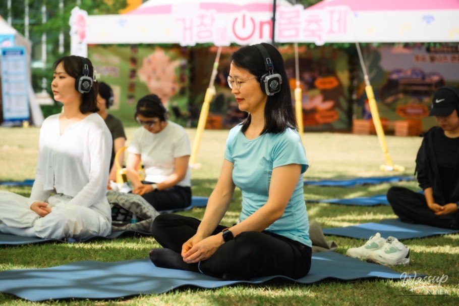 Unique Silent Yoga Experience at Changpo Garden in Geochang_07