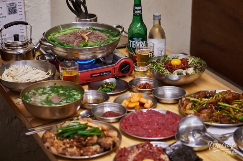 Discovering Daedongok: A Must-Visit Restaurant Near Jongno 3-ga Station_03