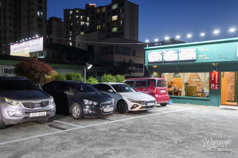A Culinary Journey to Jeju's Best Beef Restaurant_03