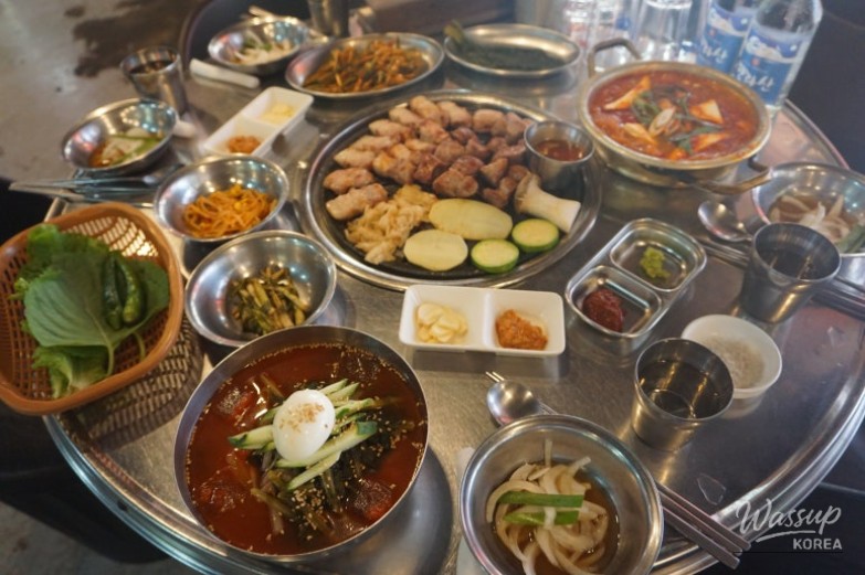 Discovering the Charm of Jeju's Black Pork in Seogwipo_03
