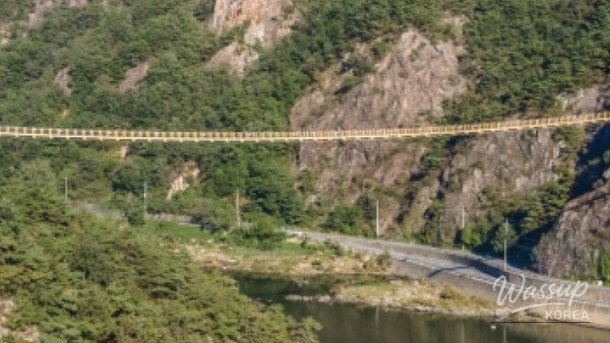 Exploring the Scenic Gumsan Wolyeongsan Suspension Bridge_05