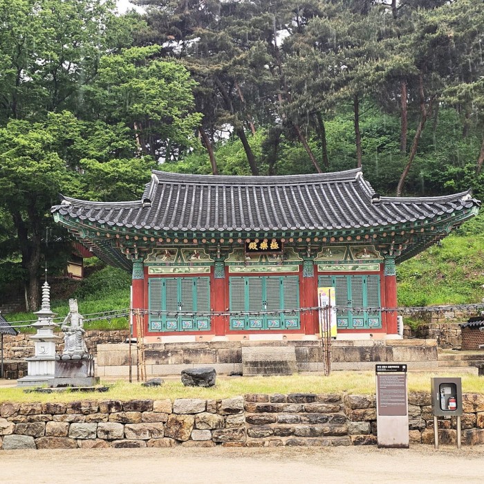 Discovering the Serenity of Shinamsa Temple in Dangjin4128