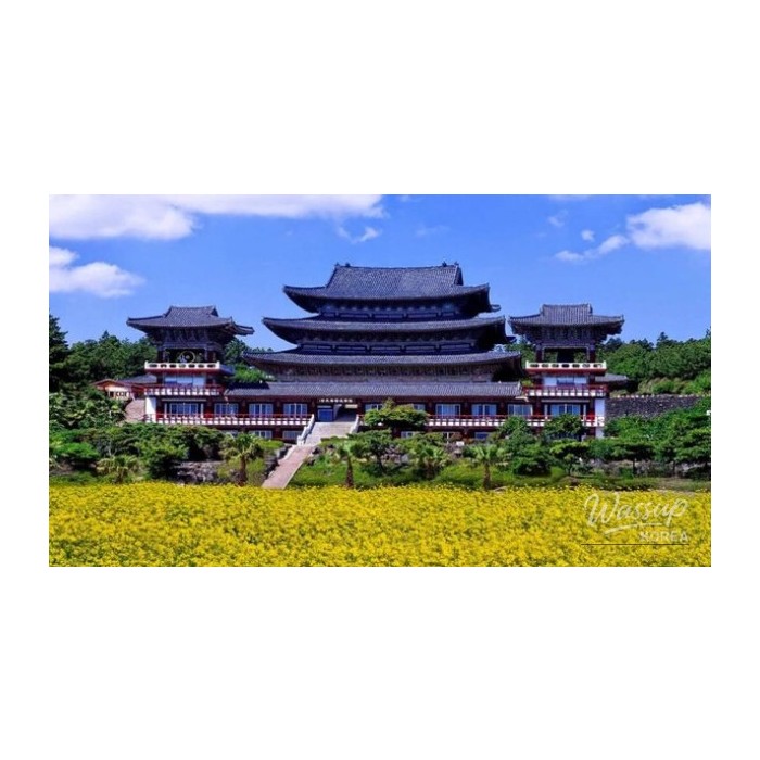 Discover the Exotic Charm of Yakcheonsa Temple in Jeju4141