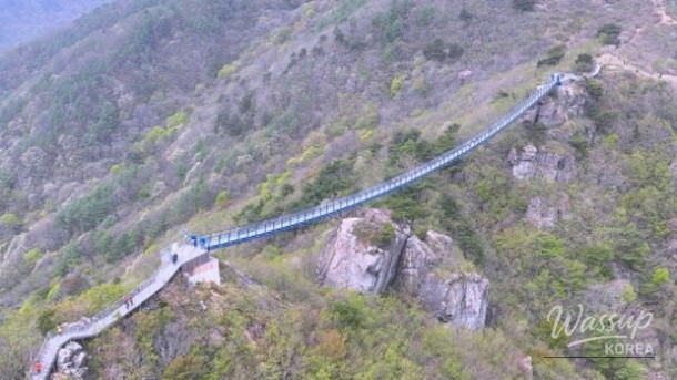 Exploring the Serene Beauty of Seongjebong and the Sinseondae Cloud Bridge_04