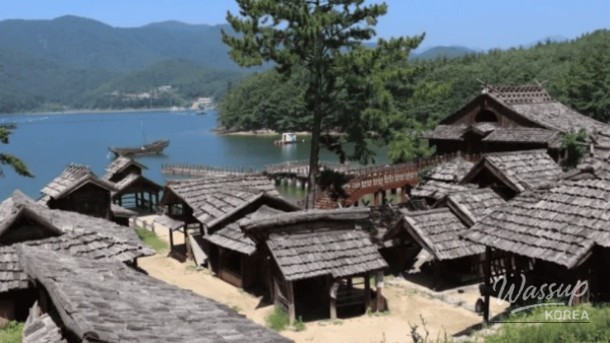 Discover the Coastal Drama Set in Masan: A Perfect Weekend Getaway_03