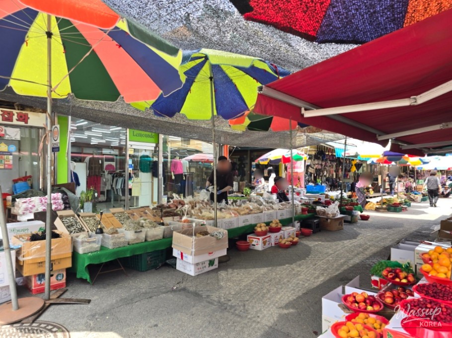 Exploring Geochang Traditional Market_05