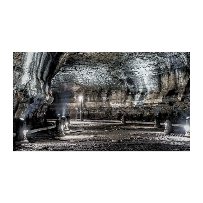Exploring the Mystical Underground World of Manjanggul Cave in Jeju4203