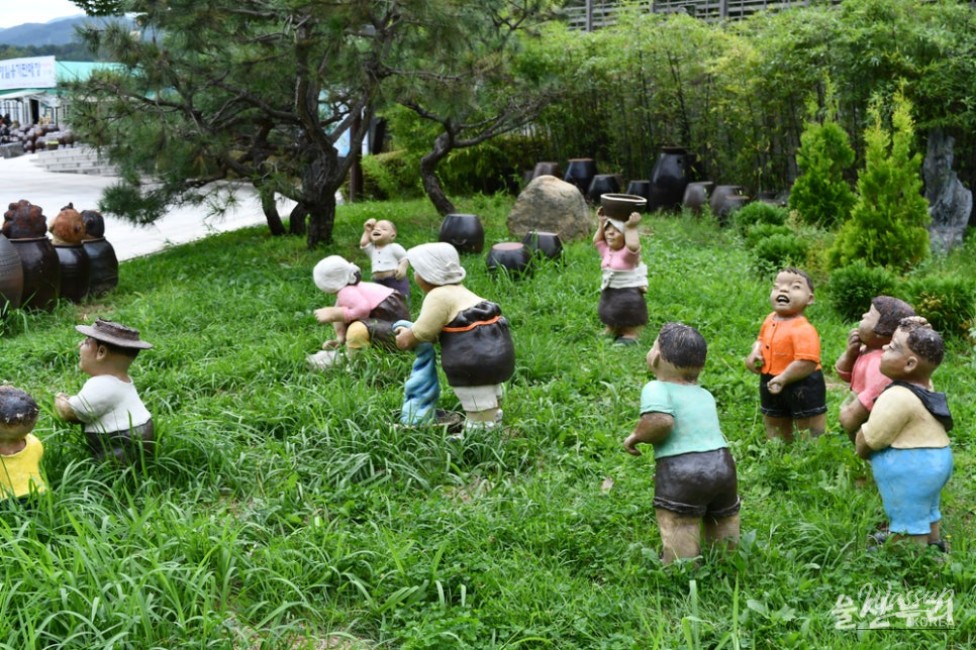 Exploring Ulsan Onggi Museum: A Perfect Indoor Destination_02