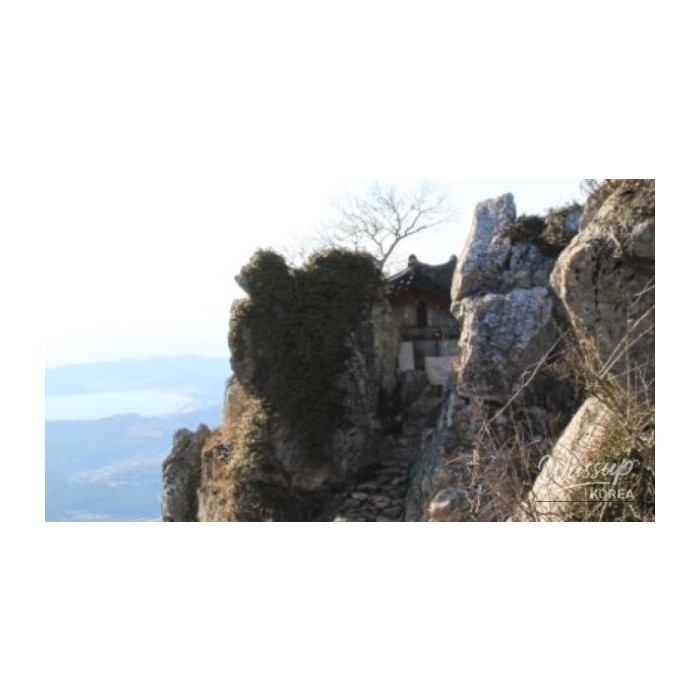 Exploring the Scenic Walking Trails of Jeollanam-do4210