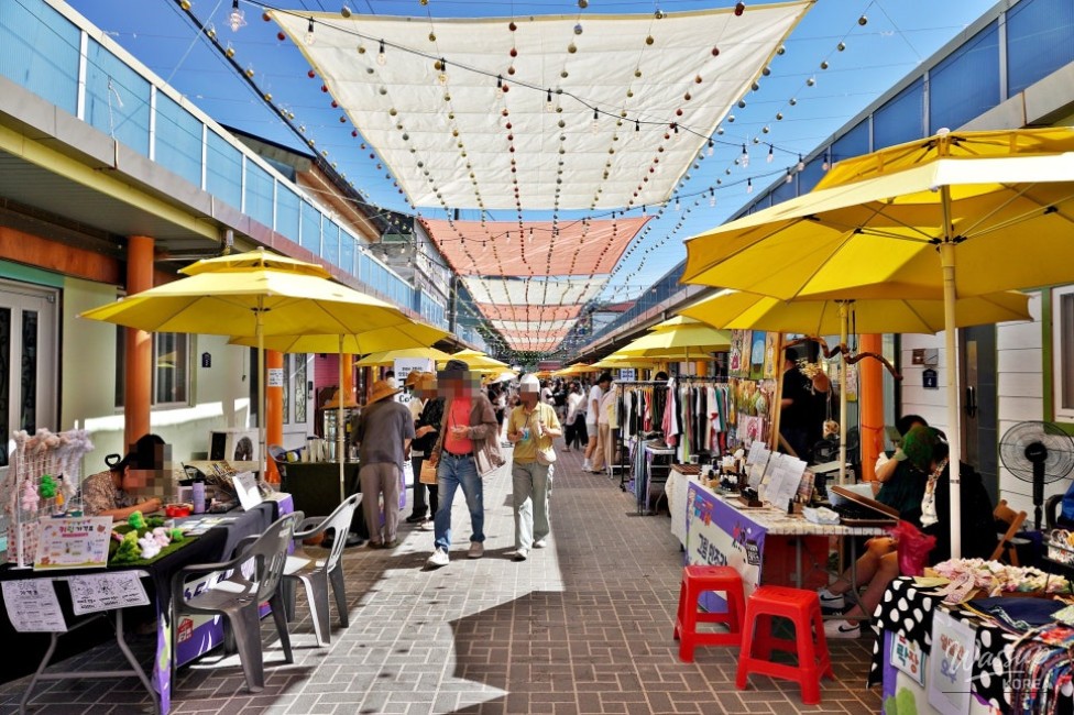 Exploring the Chilseong Market Festival in Goesan_03