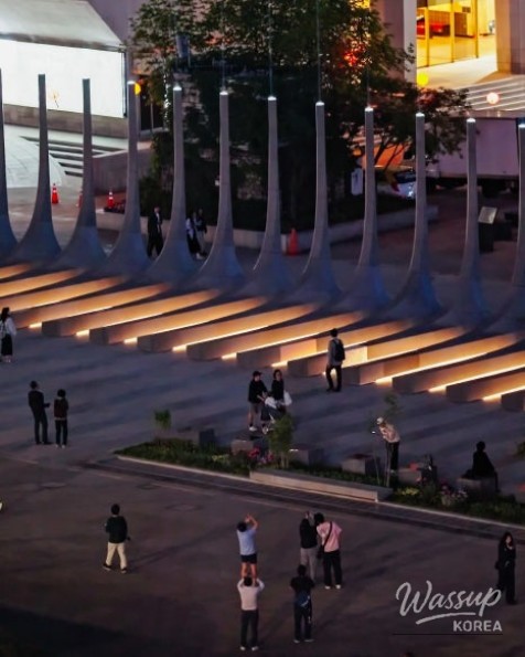 Gwanghwamun Square: A Tribute to Veterans_02