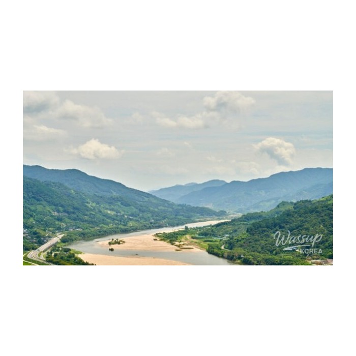 Exploring the Scenic Charm of Seomjin River in Early Summer4272