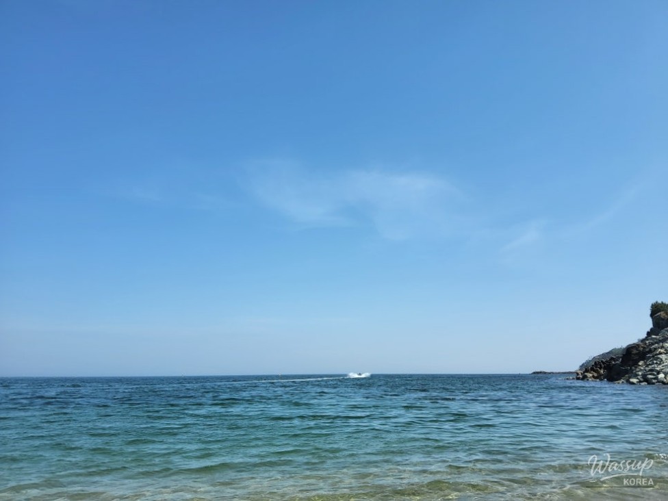 Discover the Serene Obo Beach in Yeongdeok_11
