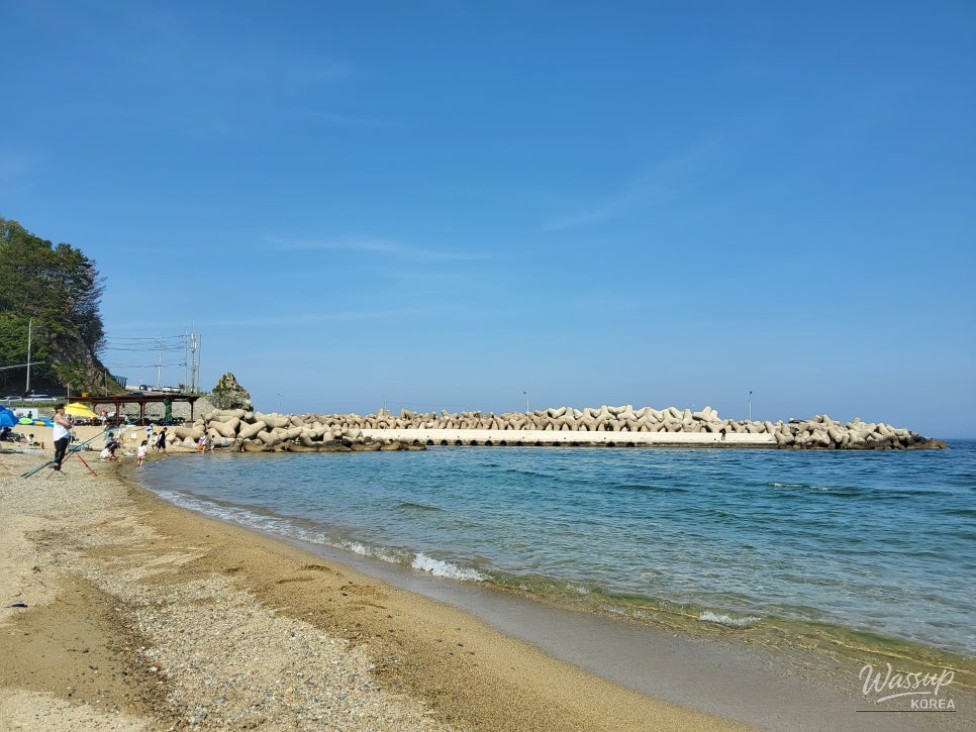 Discover the Serene Obo Beach in Yeongdeok_06