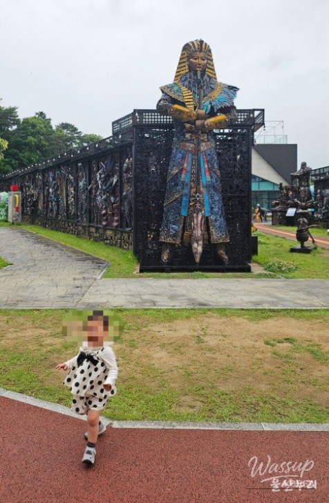 Discovering the Fe01 Regeneration Cultural Space and the Upcoming Environmental Art Festival_03