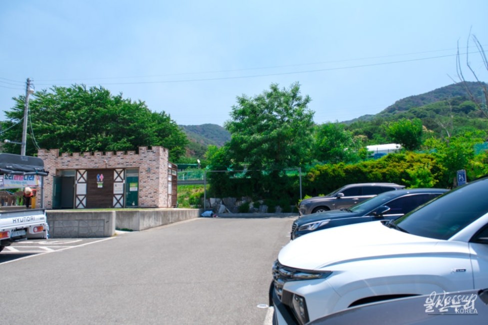 Exploring Hwadongmot Waterfront Park in Ulsan_03