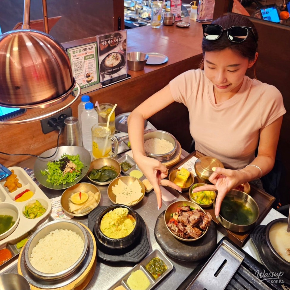 A Culinary Journey at Byeoldonbyeol: Exploring Jeju's Black Pork_02