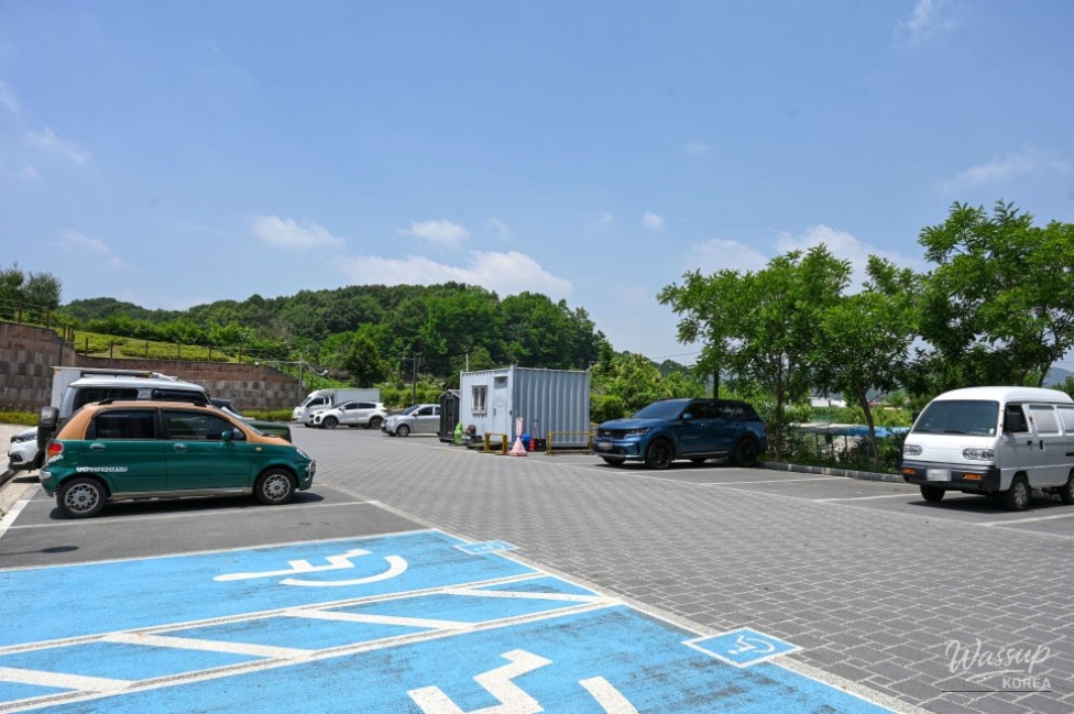 Exploring Songrim Neighborhood Park in Jincheon_02