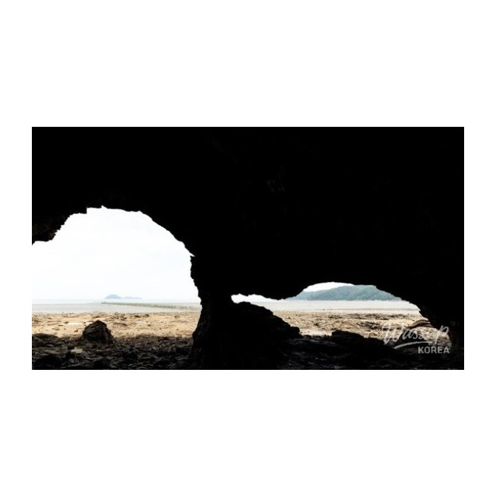 Explore Korea's Coolest Caves This Summer4345