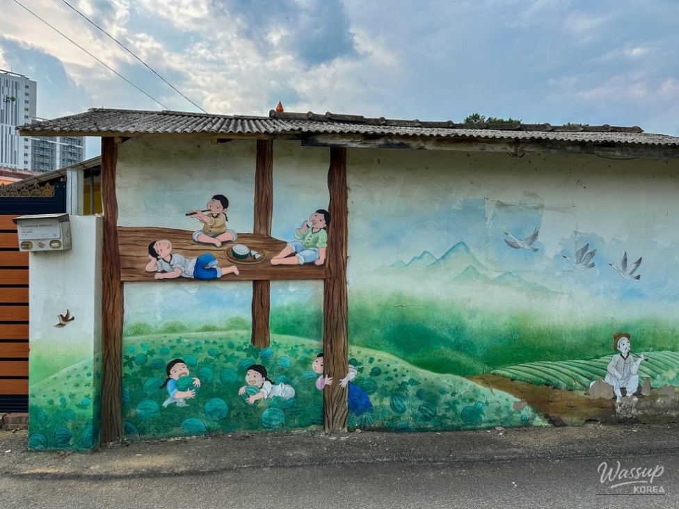 Exploring Sangri Mural Village in Jincheon_10