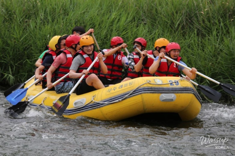Experience Thrilling Rafting in Muju!_05