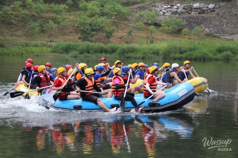 Experience Thrilling Rafting in Muju!_01