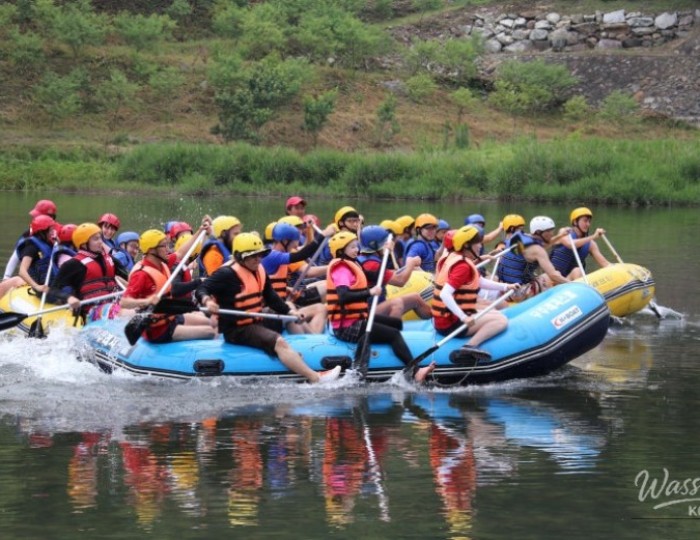 Experience Thrilling Rafting in Muju! float