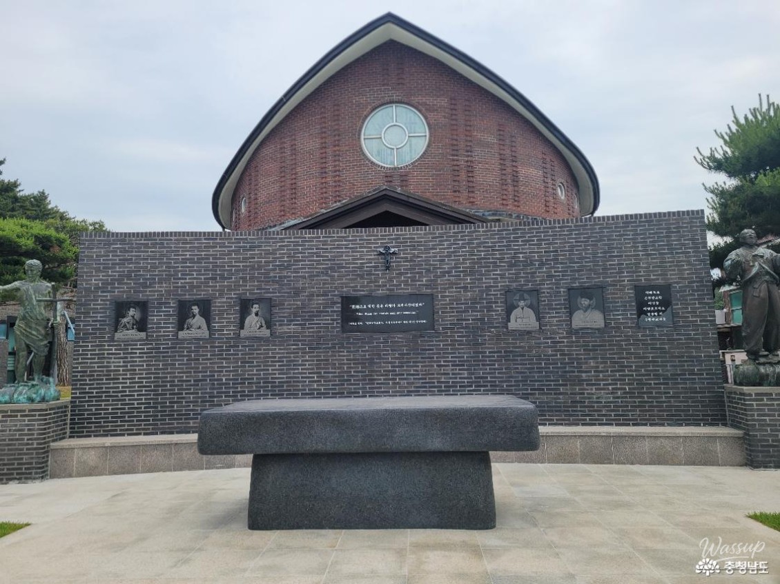 Exploring the Galmaemot Martyrdom Site in Boryeong, South Korea_11